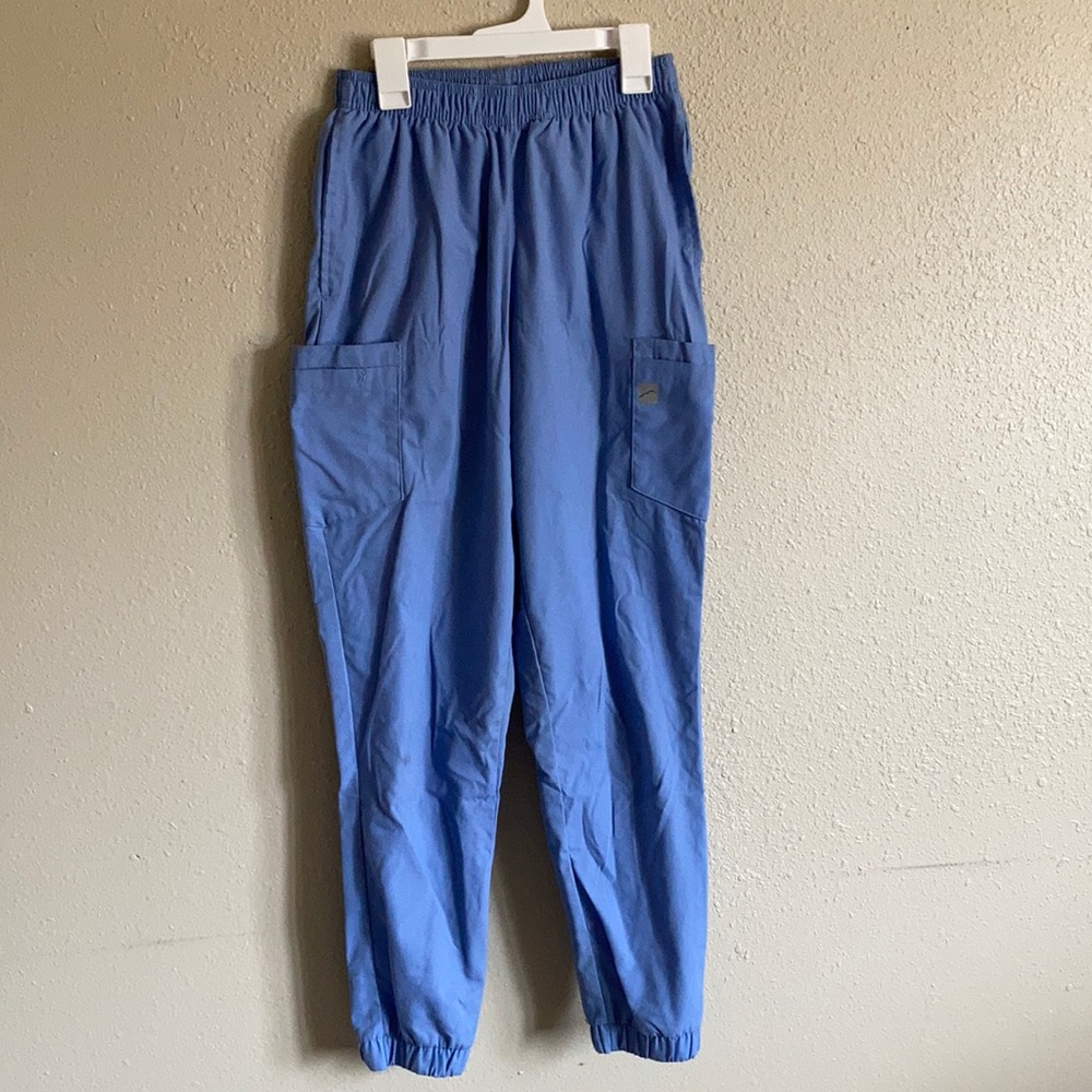 Women’s XS butter soft scrub pants from Uniform Advantage
